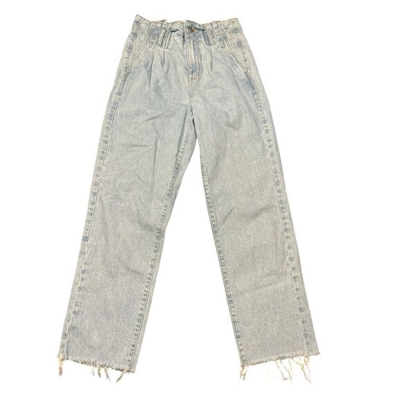 Garage Women's Juniors Size 00 Blue Straight Leg Medium Wash Denim Jeans - Picture 1 of 7